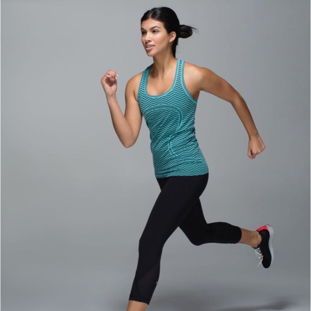 Lululemon Swiftly Tech Racerback - Picture 3 of 11